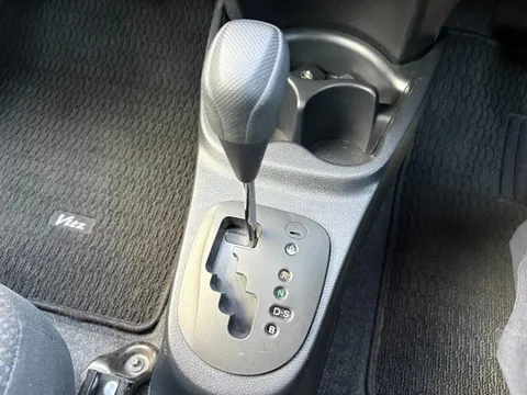 Toyota Yaris (Vitz)