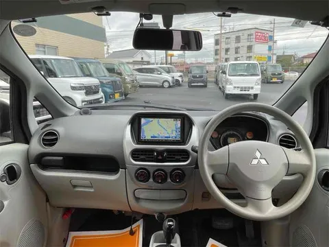 Mitsubishi I