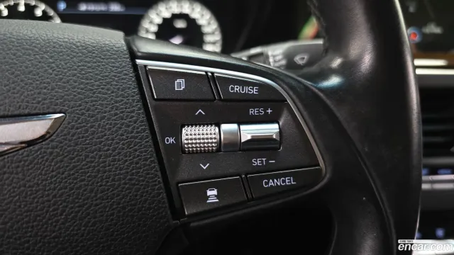 Genesis G90 (EQ900)