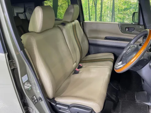 Honda N-BOX Slash