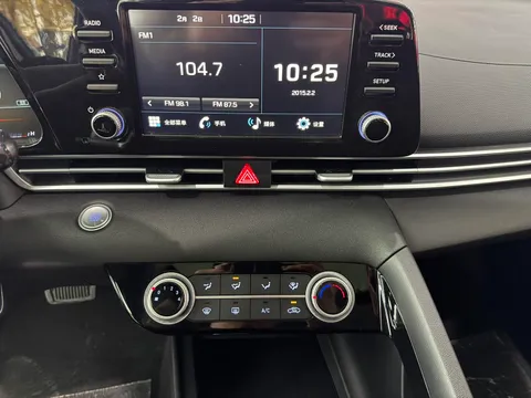 Hyundai Elantra (Avante)