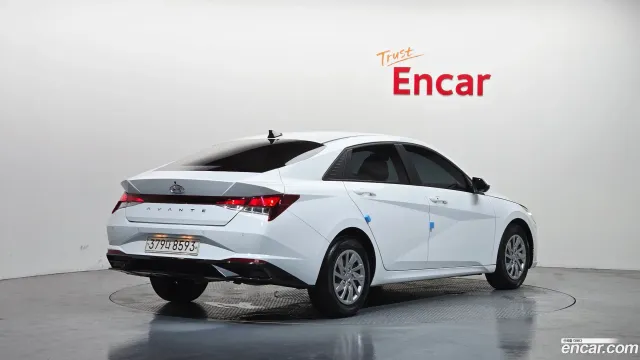 Hyundai Elantra (Avante)