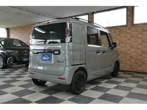 Suzuki Spacia Base