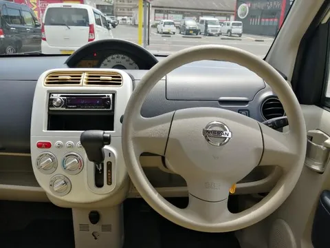 Nissan Otti