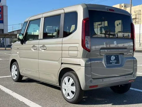 Suzuki Spacia