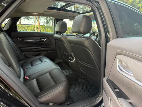 Cadillac XTS