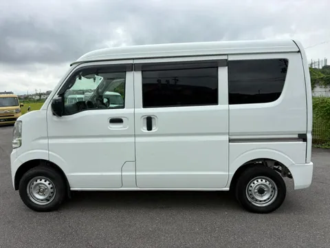 Nissan Clipper