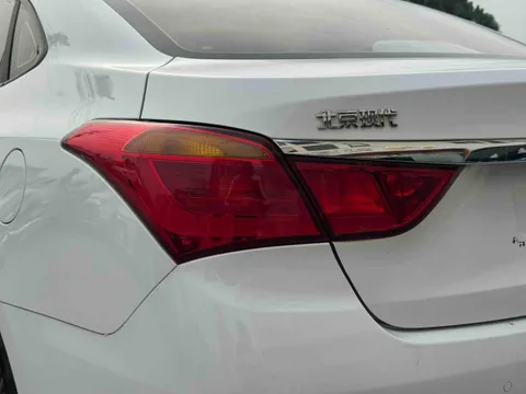 Hyundai Mistra