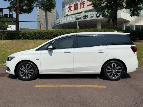 Buick GL6