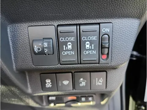 Honda Freed Plus