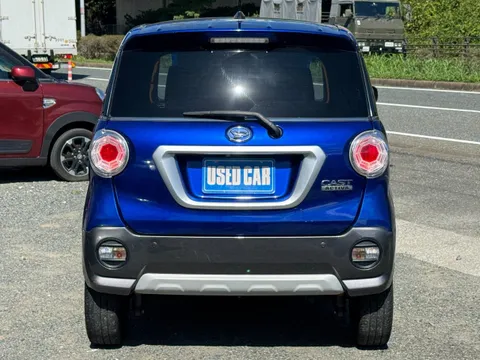 Daihatsu Cast