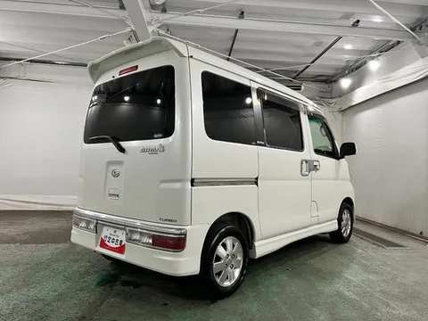 Daihatsu Atrai Wagon