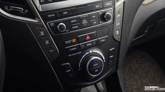 Hyundai Grand Santa Fe (Maxcruz)