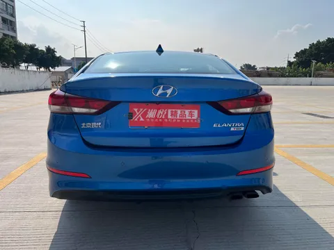 Hyundai Elantra (Avante)