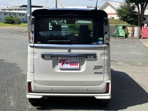 Suzuki Spacia Custom