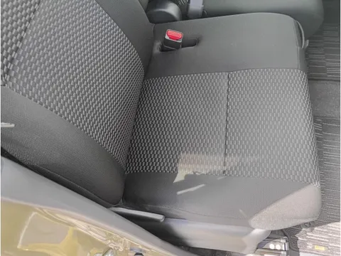 Toyota Pixis Mega