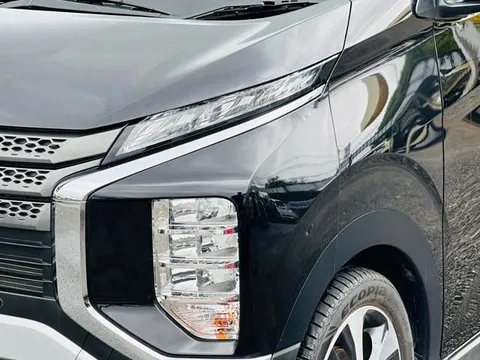 Mitsubishi eK X