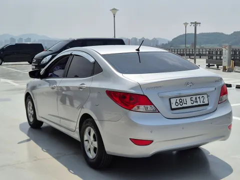 Hyundai Accent