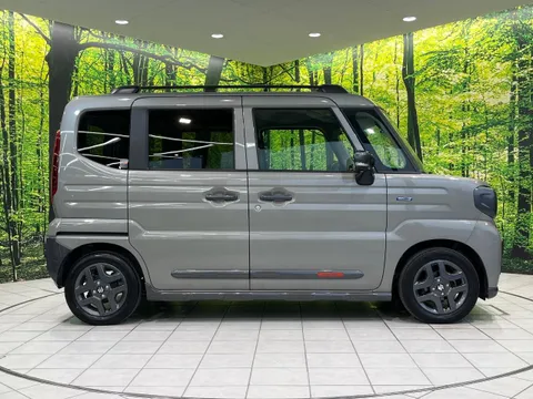 Suzuki Spacia Gear