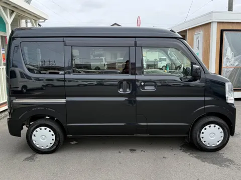 Nissan Clipper