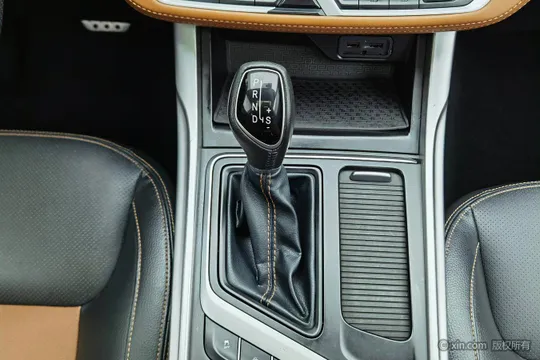 Geely Vision X6