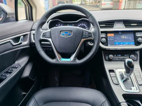 Geely Emgrand GS