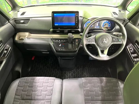 Mitsubishi Delica Mini