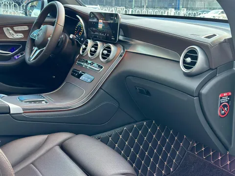 Mercedes-Benz Mercedes-Benz GLC