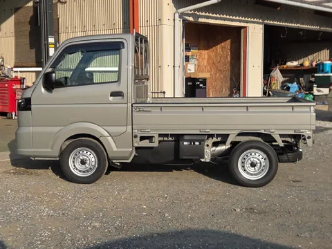Nissan Clipper Truck