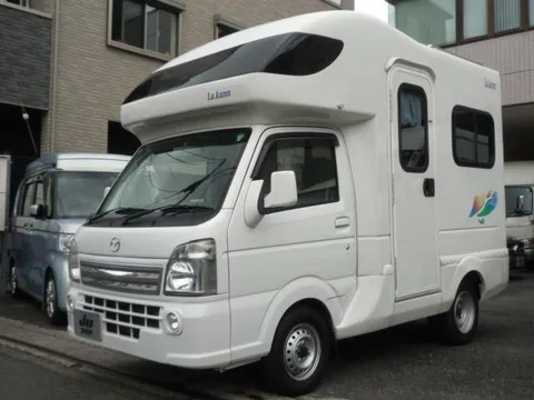 Mazda Scrum Truck