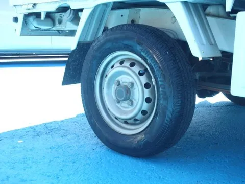 Nissan Clipper Truck