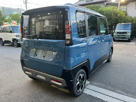 Mitsubishi Delica Mini