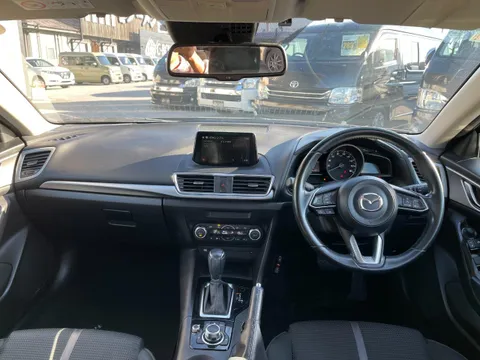Mazda Axela Sport