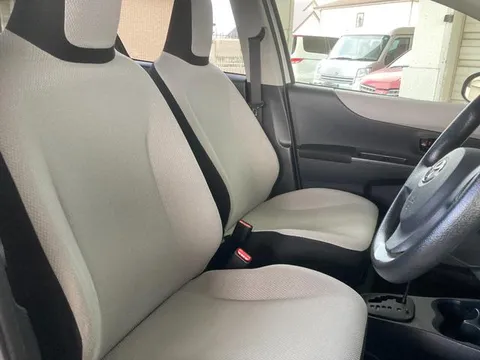 Toyota Yaris (Vitz)