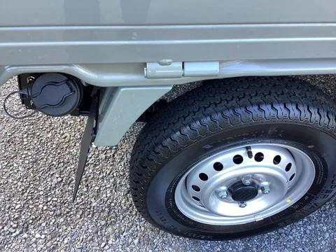 Suzuki Carry Track
