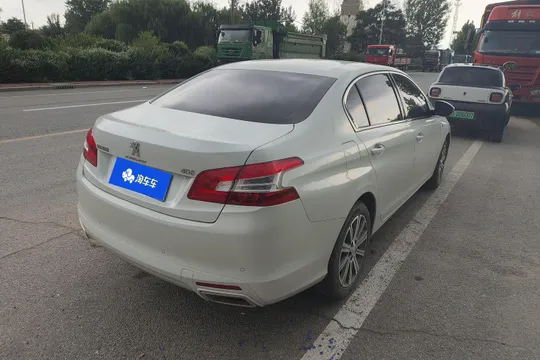Peugeot 408