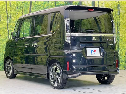 Suzuki Spacia Custom