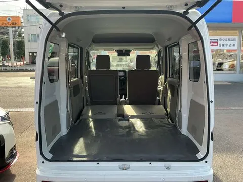 Nissan Clipper