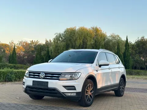 Volkswagen Tiguan L