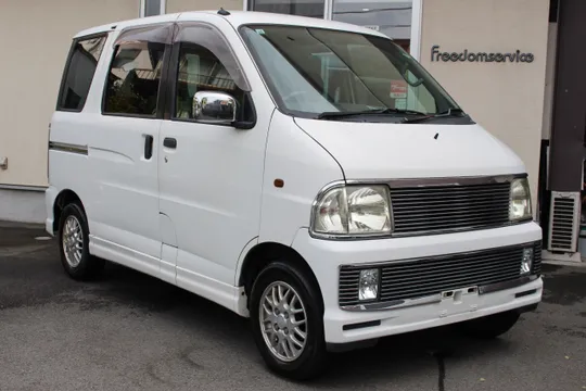 Daihatsu Atrai Wagon