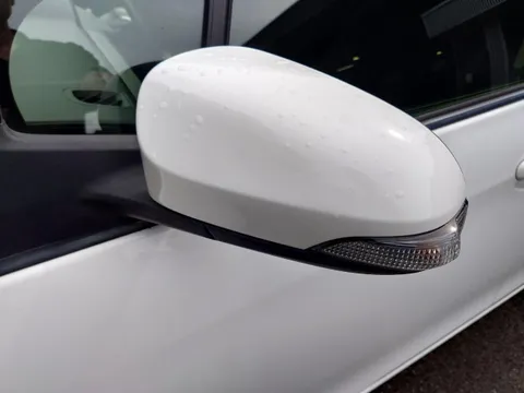 Toyota Yaris (Vitz)