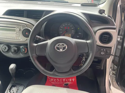 Toyota Yaris (Vitz)