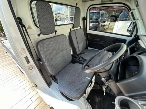 Nissan Clipper Truck