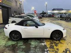 Mazda MX-5 (Roadster)