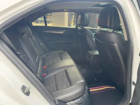 Cadillac ATS-L