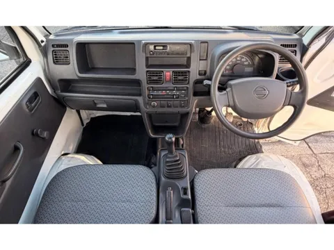 Nissan Clipper Truck