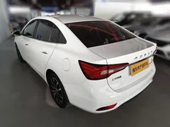 Roewe i5