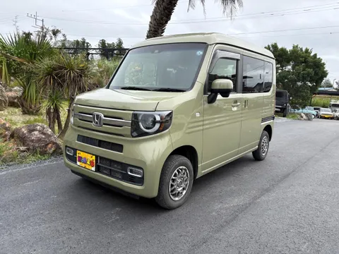 Honda N-VAN Plus Style