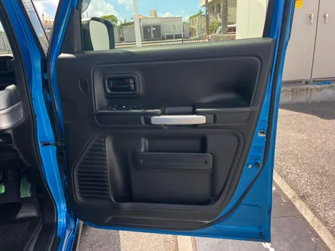 Suzuki Spacia Gear