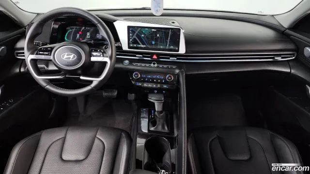 Hyundai Elantra (Avante)